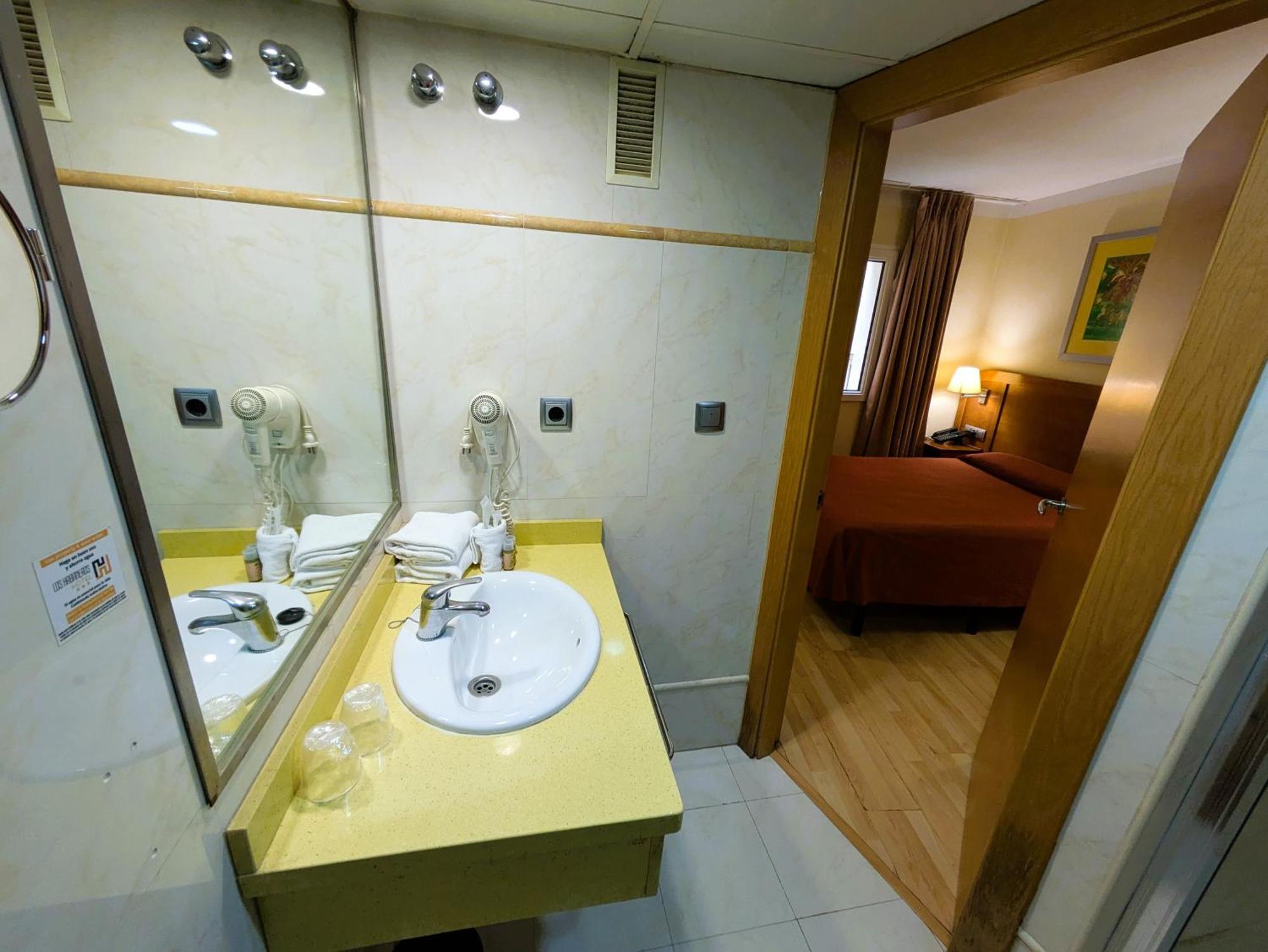 Hotel Los Habaneros Картахена Экстерьер фото